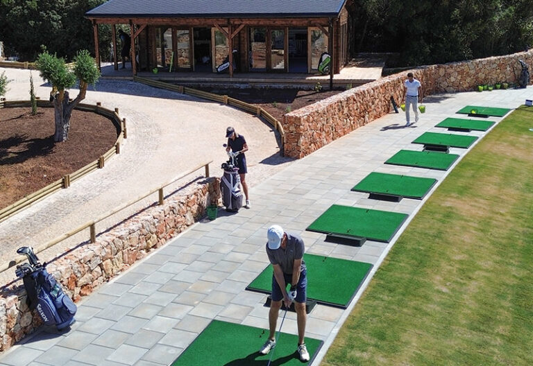 Tomorrow-algarve-magazine-community-news-algarve-blog-june-2025-espiche-golf-academy-driving-range-lessons-4