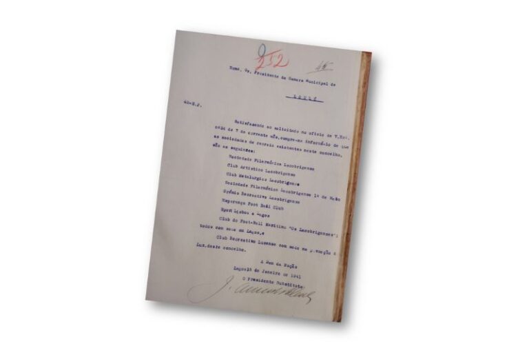 tomorrow_algarve_magazine_november_2025_recreational_societies_in_lagos_in_the_20th_century_1