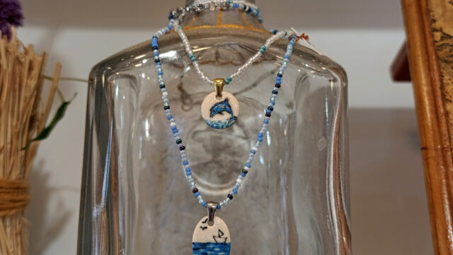 garrafa-com-colares.400