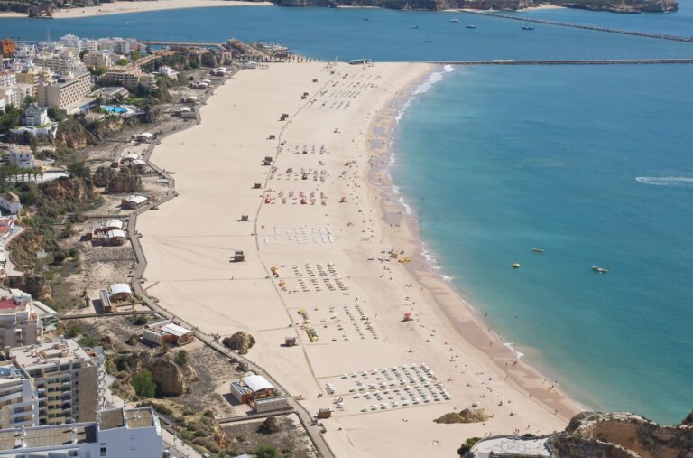 Vista Aerea Lat Praia Rocha