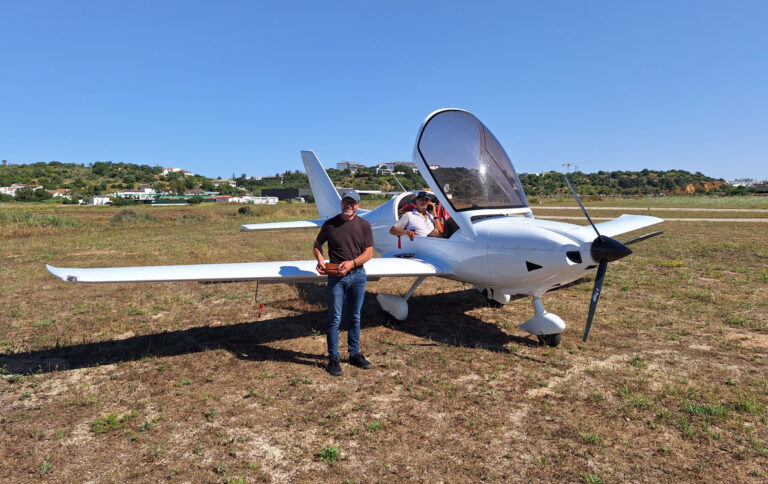 ultralight-rally-comes-to-lagos-tomorrow-algarve-magazine-14